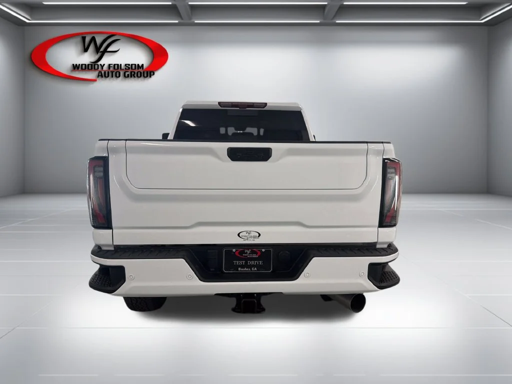 Used 2024 Summit White GMC AT4 image 7