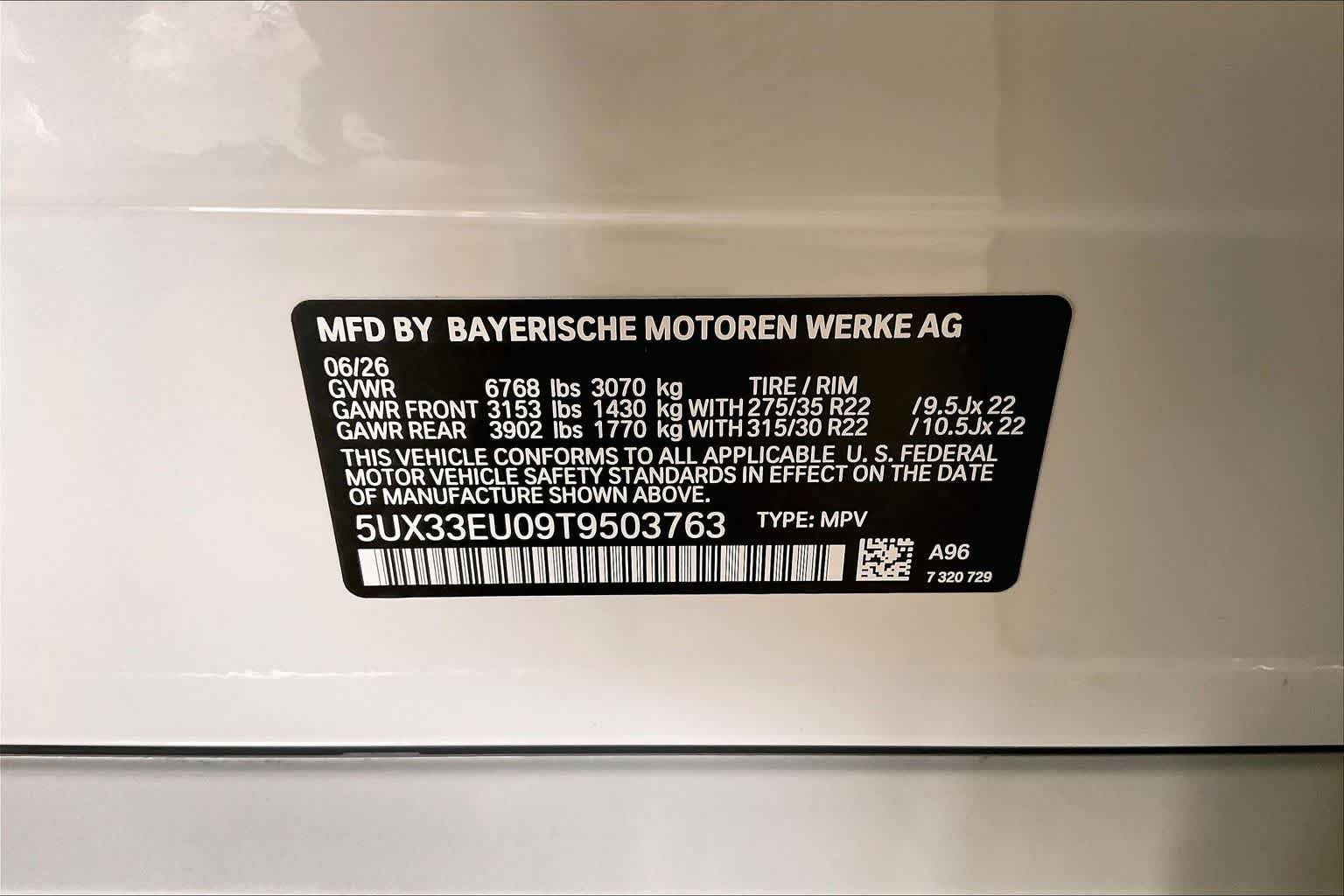 New 2026 Mineral White Metallic BMW M60i image 18