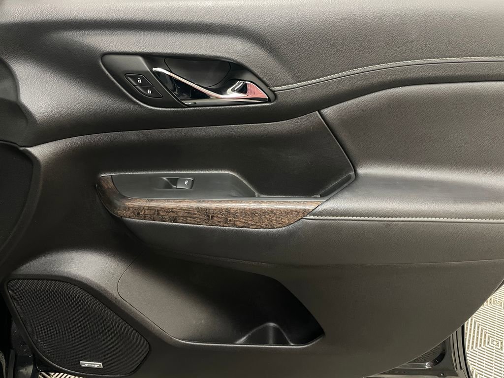 2023 GMC Acadia Denali - Photo 39