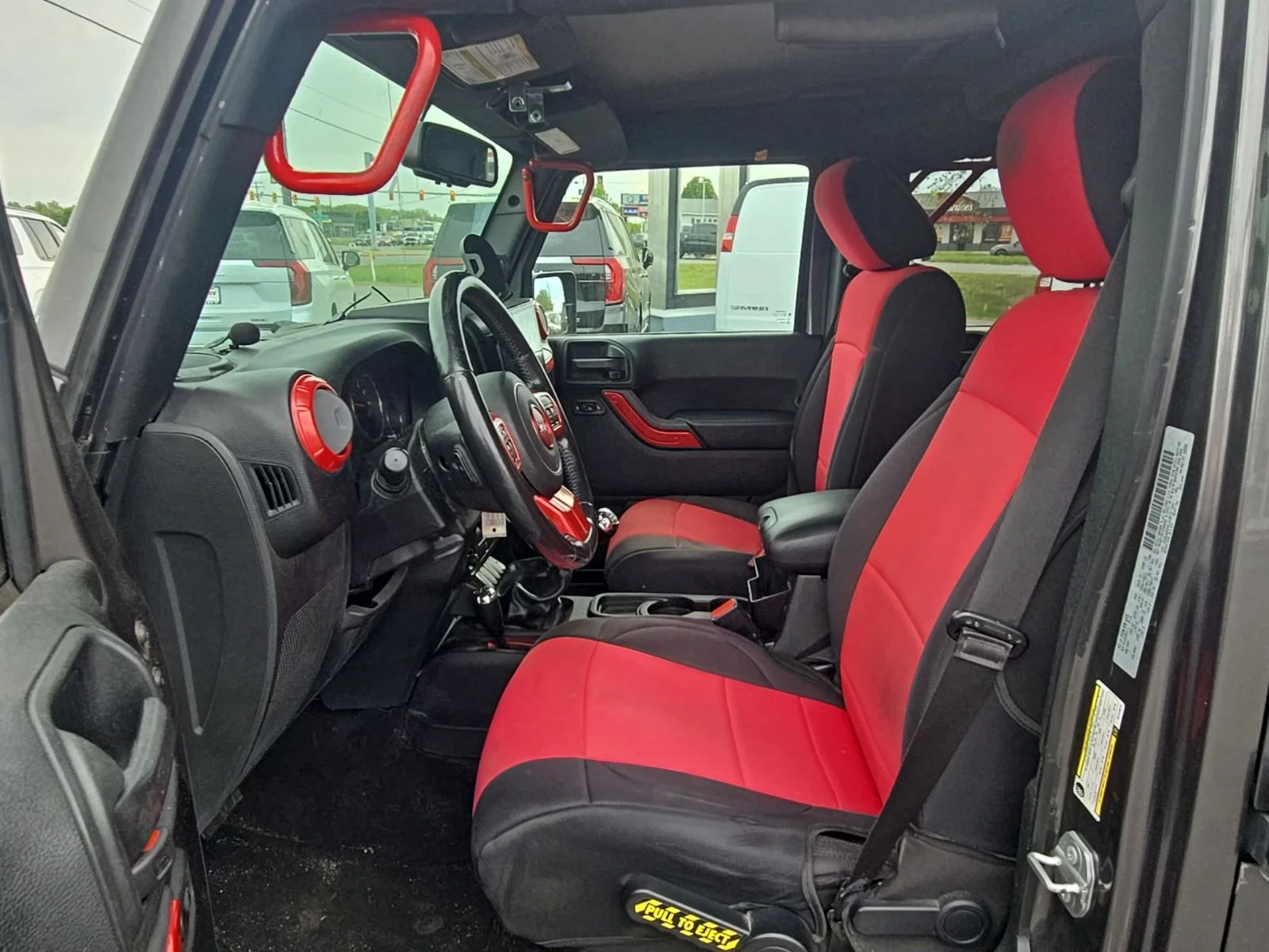 Used 2016 Gray Jeep Unlimited Sport image 10