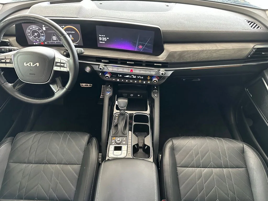 Used 2024 Black Kia SX-Prestige X-Line image 17