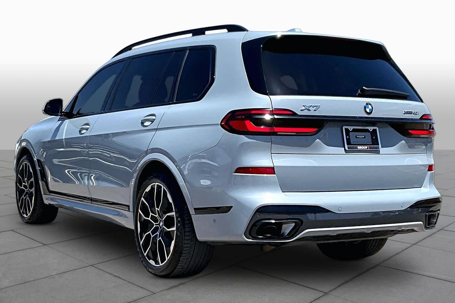 Used 2024 Brooklyn Grey Metallic BMW xDrive40i image 12
