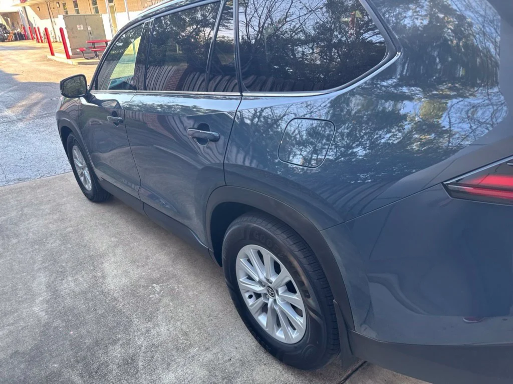 Used 2026 White Toyota XLE image 7