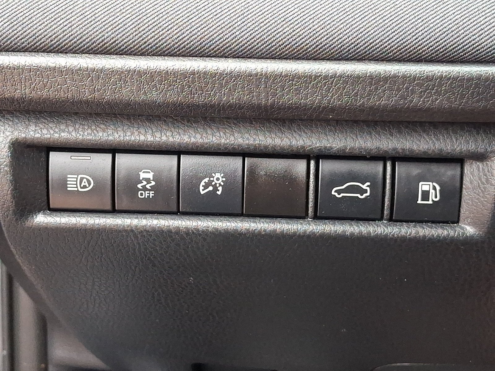 Used 2025 Underground Toyota LE image 25