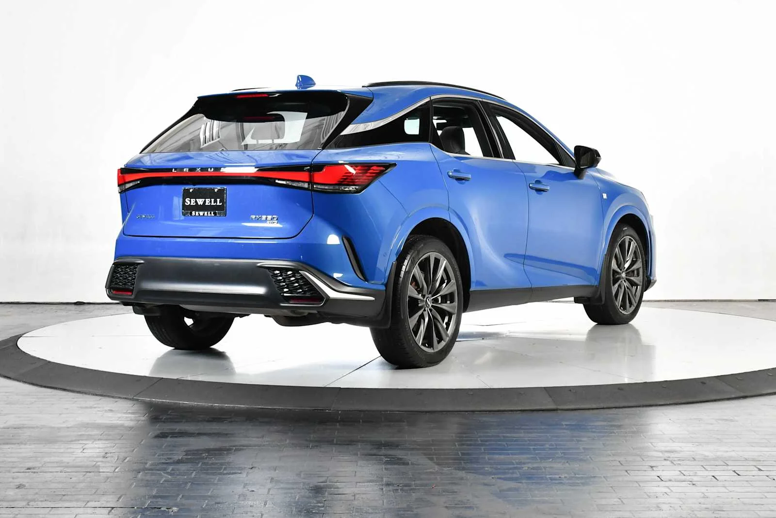 Used 2024 Grecian Water Lexus F SPORT Handling image 5