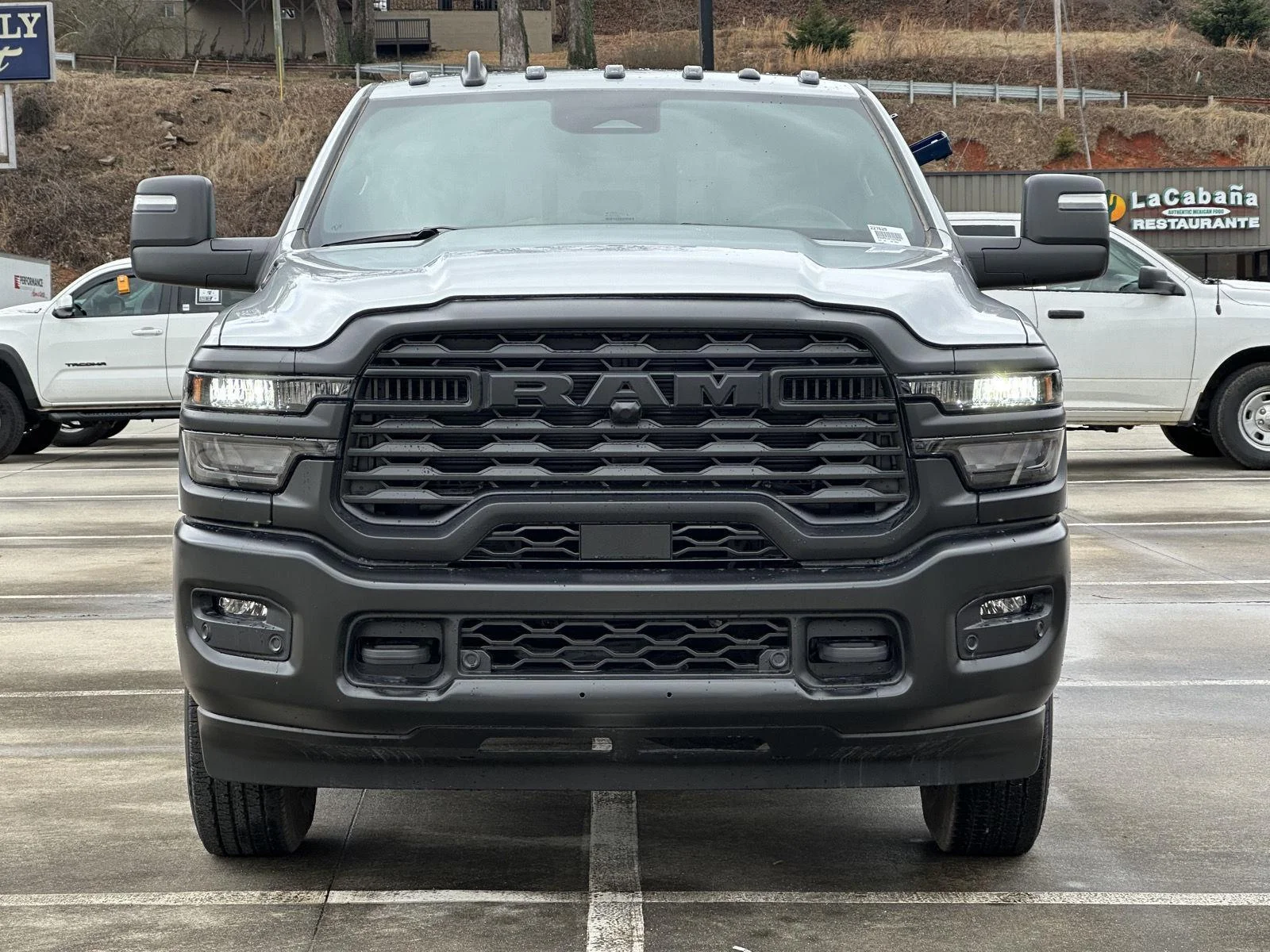 New 2026 Silver Zynith Ram Tradesman image 2