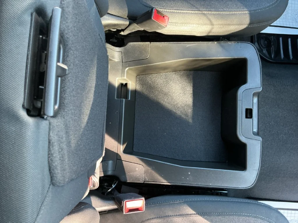 Used 2020 SHADOW GRAY METALLIC Chevrolet LT image 28