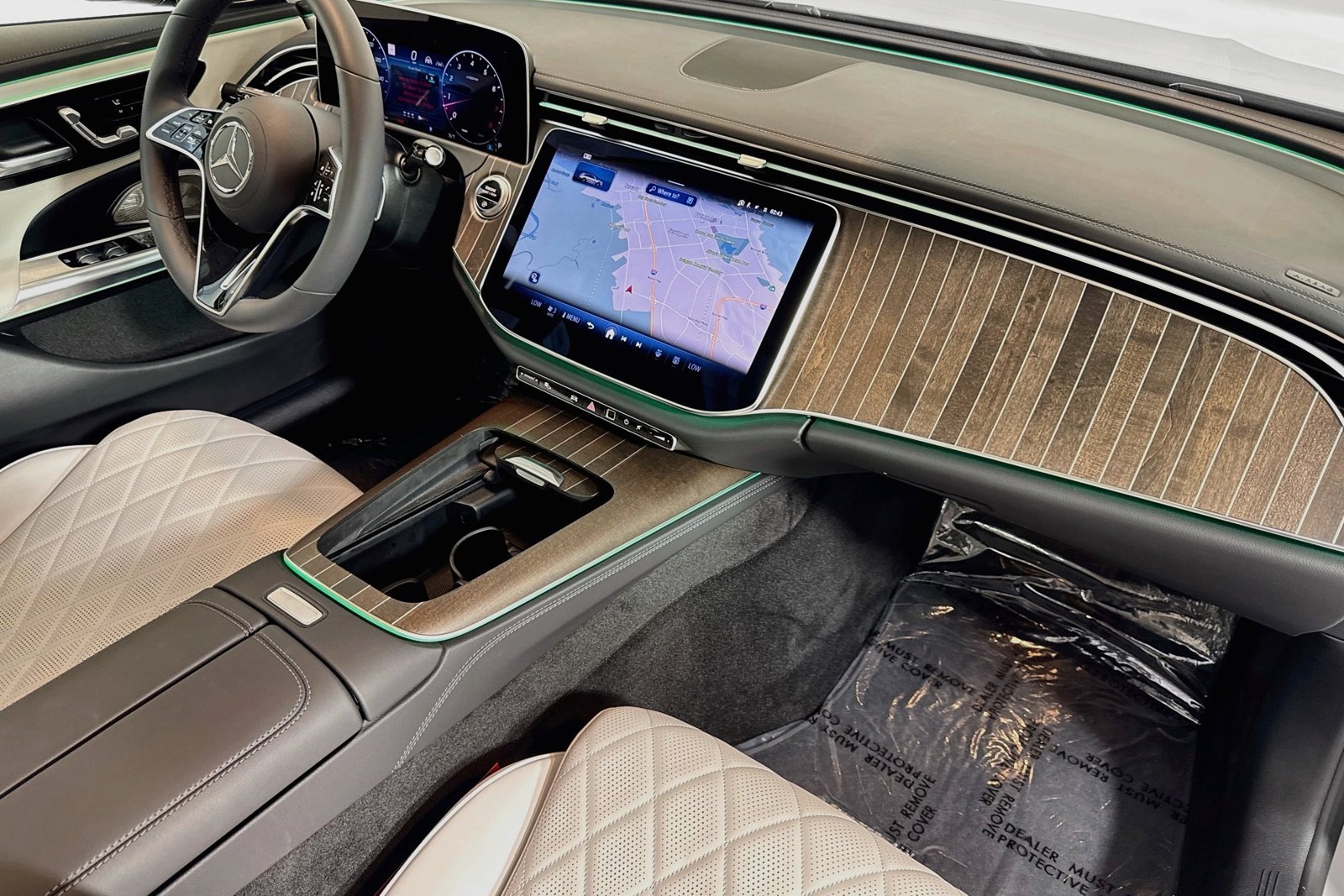 New 2026 MANUFAKTUR Alpine Grey Mercedes-Benz E 450 image 27
