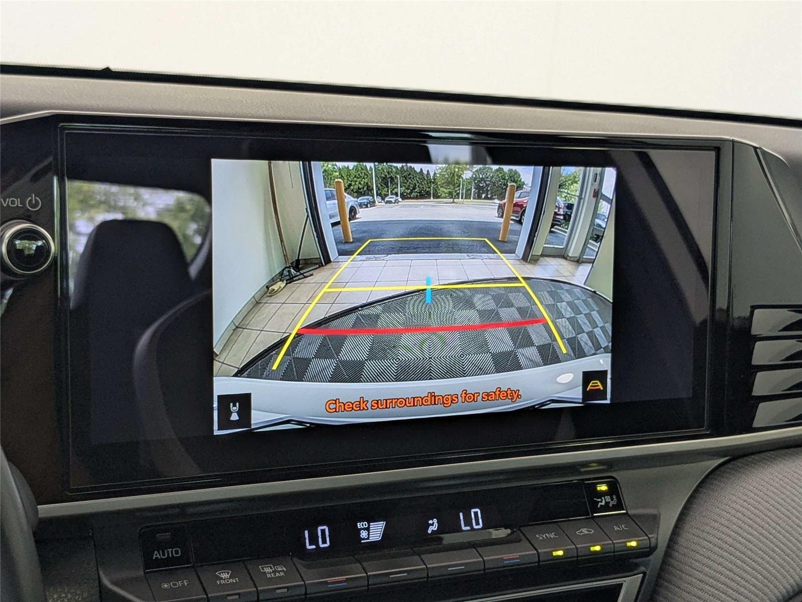 Used 2025 Ice Cap Toyota SE image 20