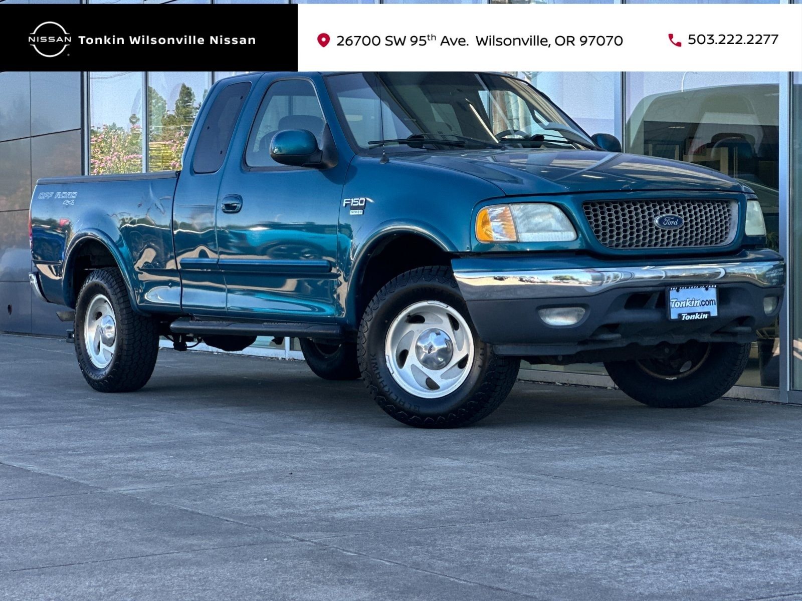 Used 2001 Island Blue Clearcoat Metallic Ford XLT image 1