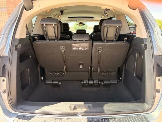 Certified Used 2025 Silver Honda EX-L image 11