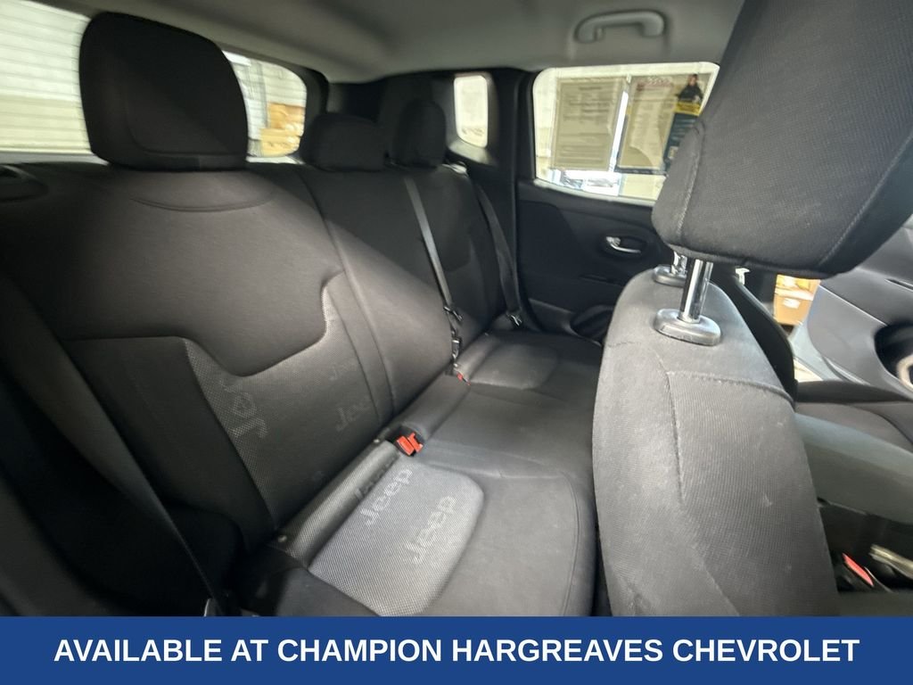 Used 2017 Anvil Jeep Latitude image 35