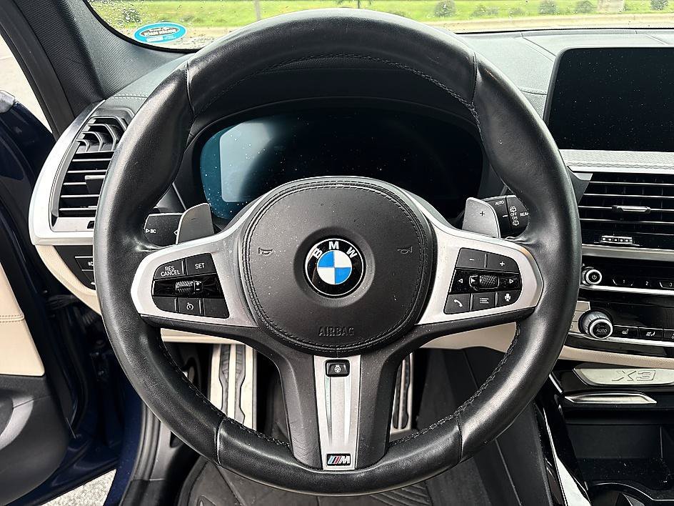 Used 2021 Phytonic Blue Metallic BMW xDrive30i image 17