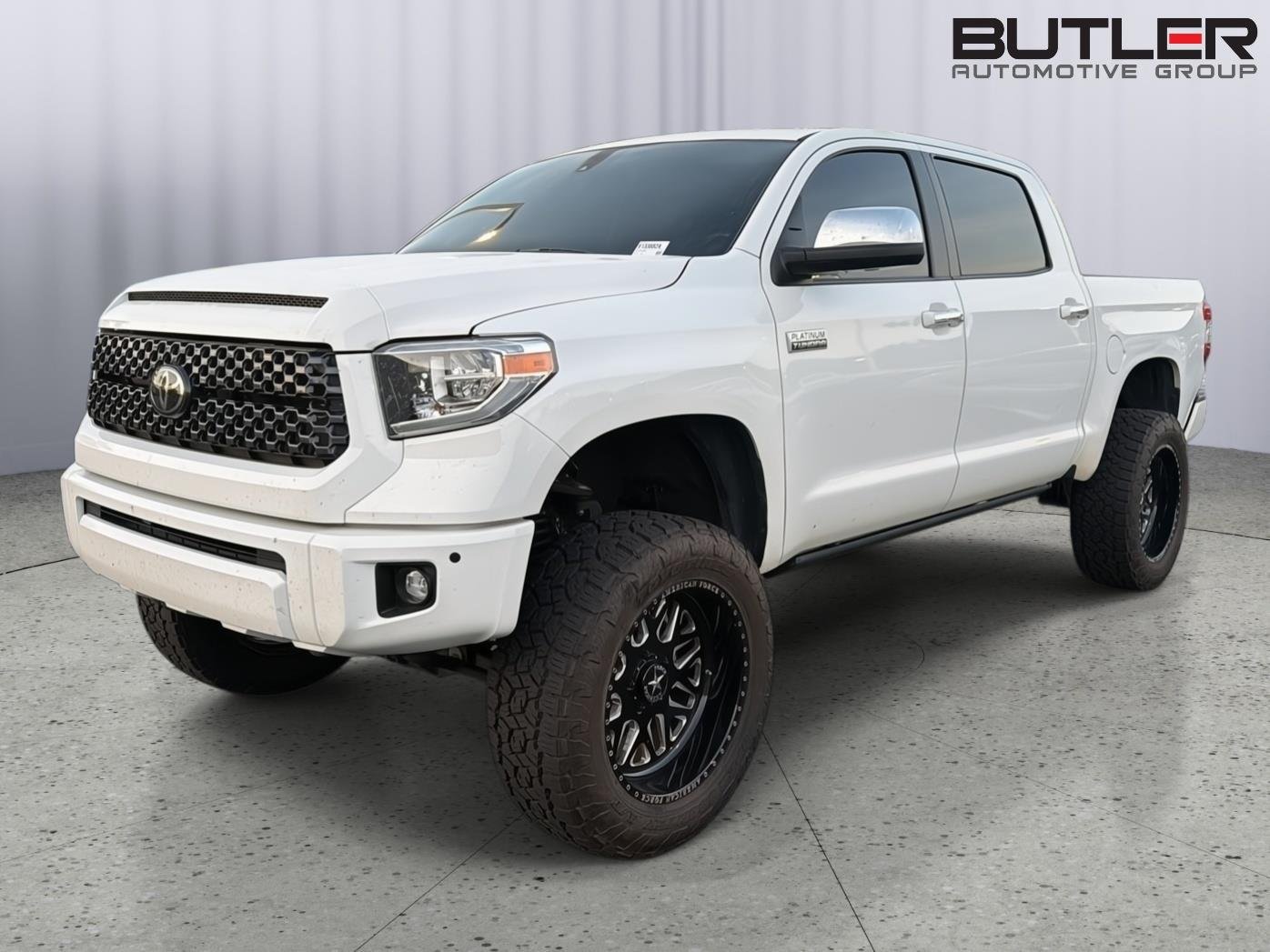 2020 Toyota Tundra Platinum 5.7L 4WD Crew Max Short Bed's photo