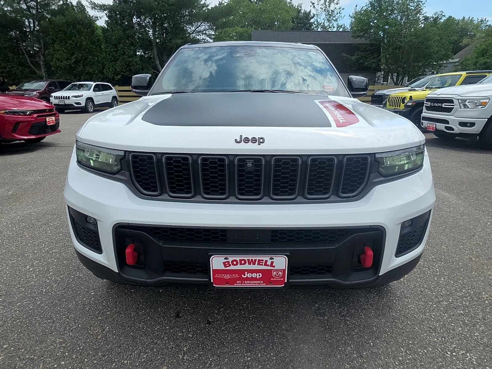 Used 2022 Bright White Clearcoat Jeep Trailhawk 4x4 image 8