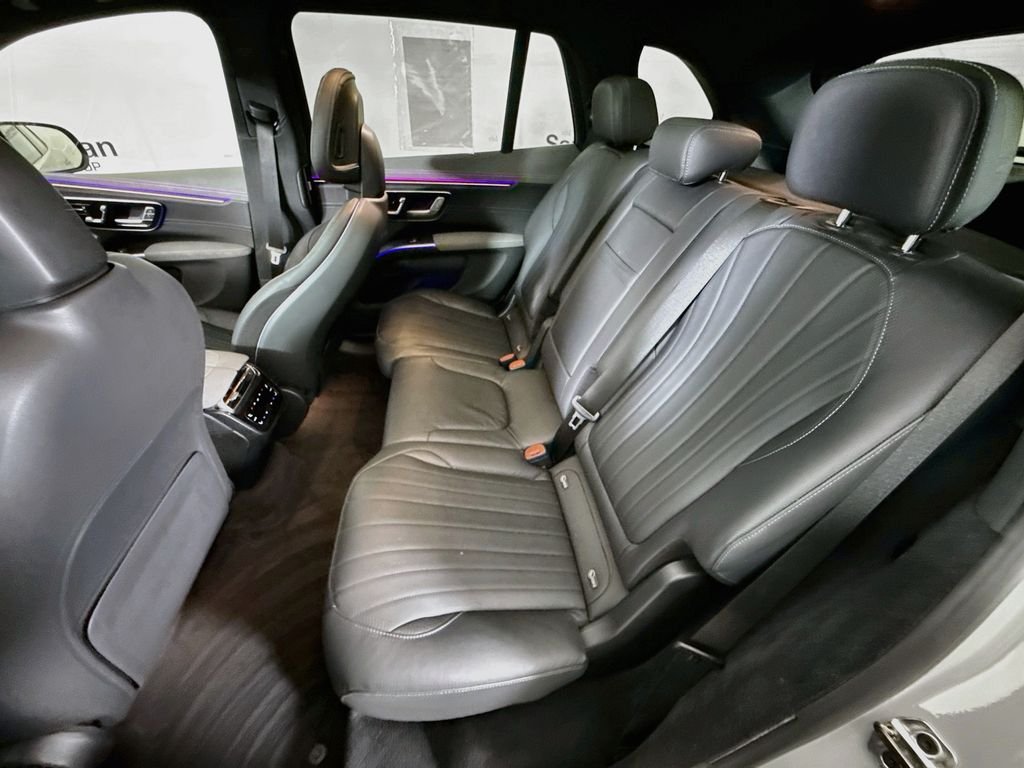 Used 2023 Gray Mercedes-Benz 450 image 24