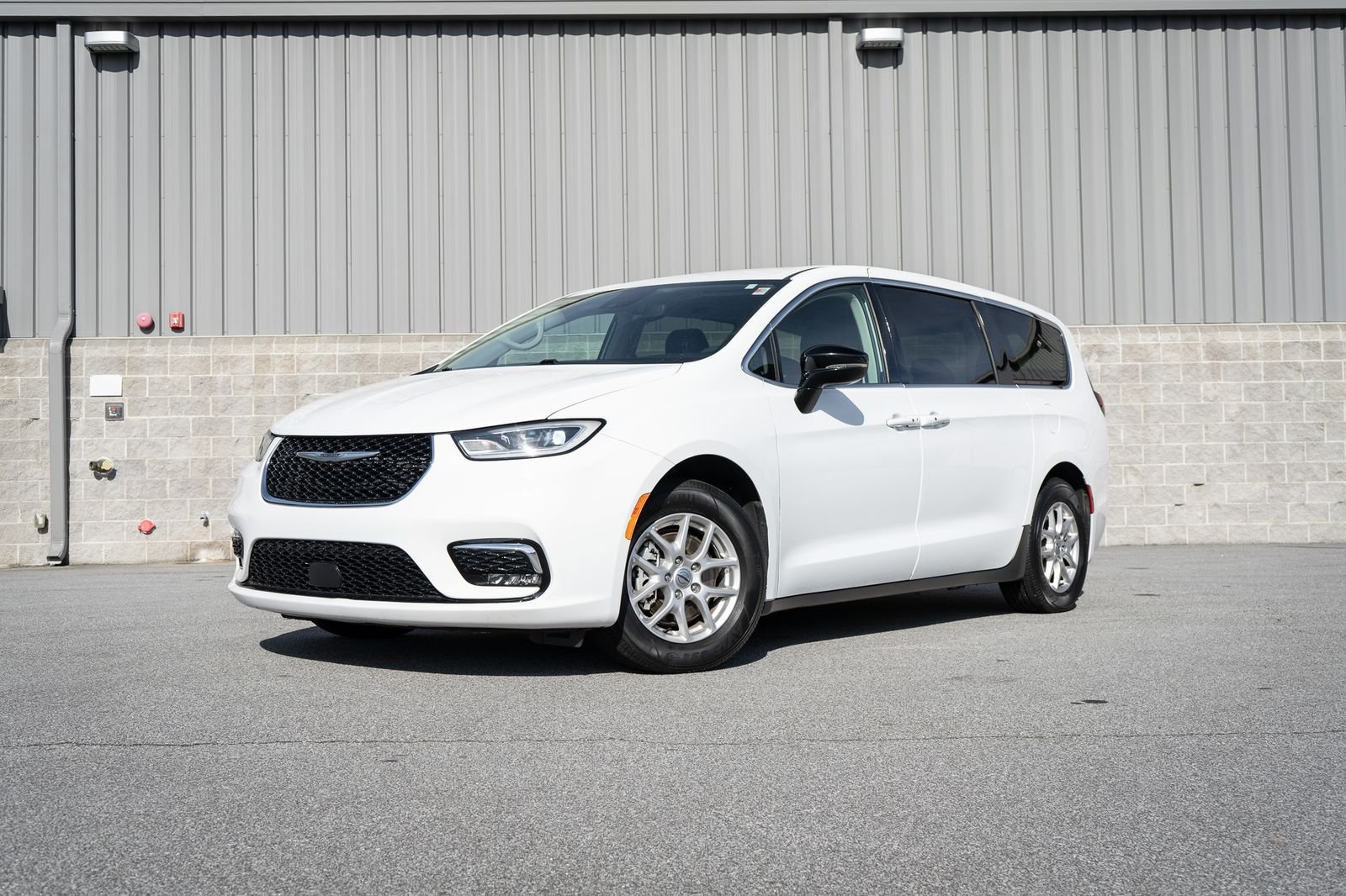 2024 Chrysler Pacifica