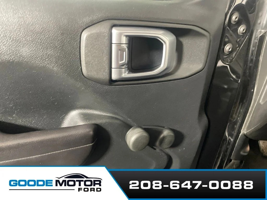 Certified Used 2018 Black Clearcoat Jeep Unlimited Sport image 9