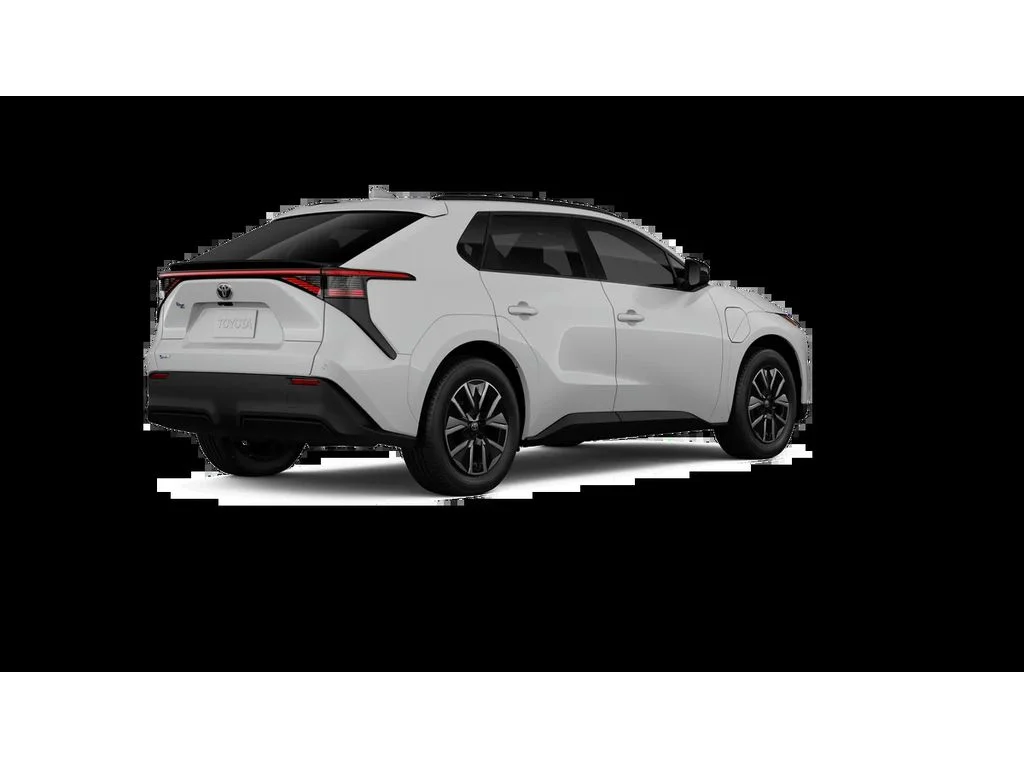 New 2026 Wind Chill Pearl Toyota XLE image 10