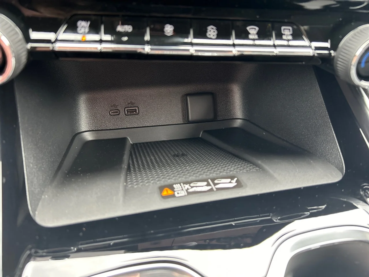 New 2026 Mosaic Black Metallic Chevrolet RS image 13