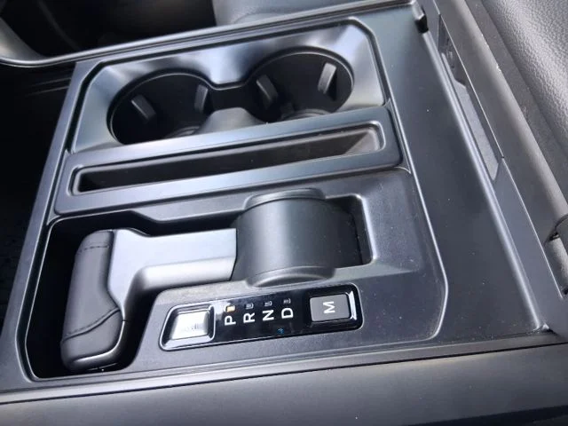 Used 2025 White Ford Lariat image 12