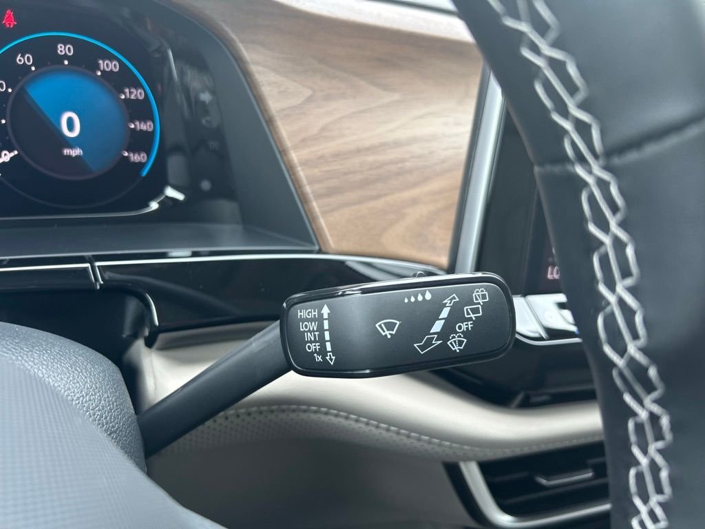 New 2026 Black Volkswagen SE w/Technology image 22
