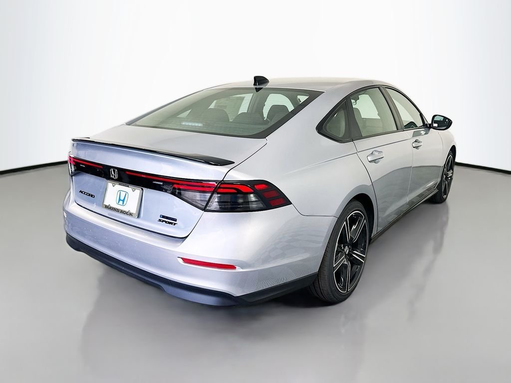 New 2026 Solar Silver Metallic Honda Sport Hybrid image 5