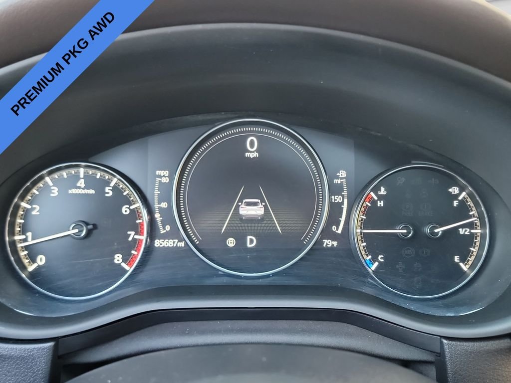 Used 2021 Snowflake White Pearl Mazda Premium image 22