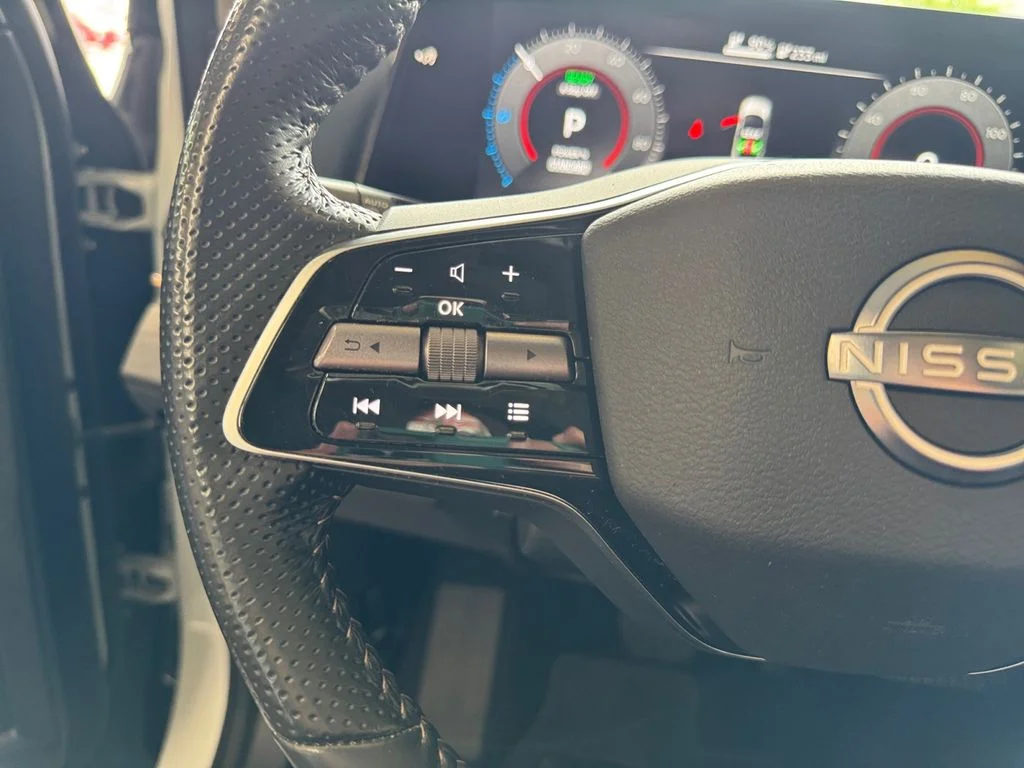 Used 2024 White Nissan PLATINUM+ e-4ORCE image 24