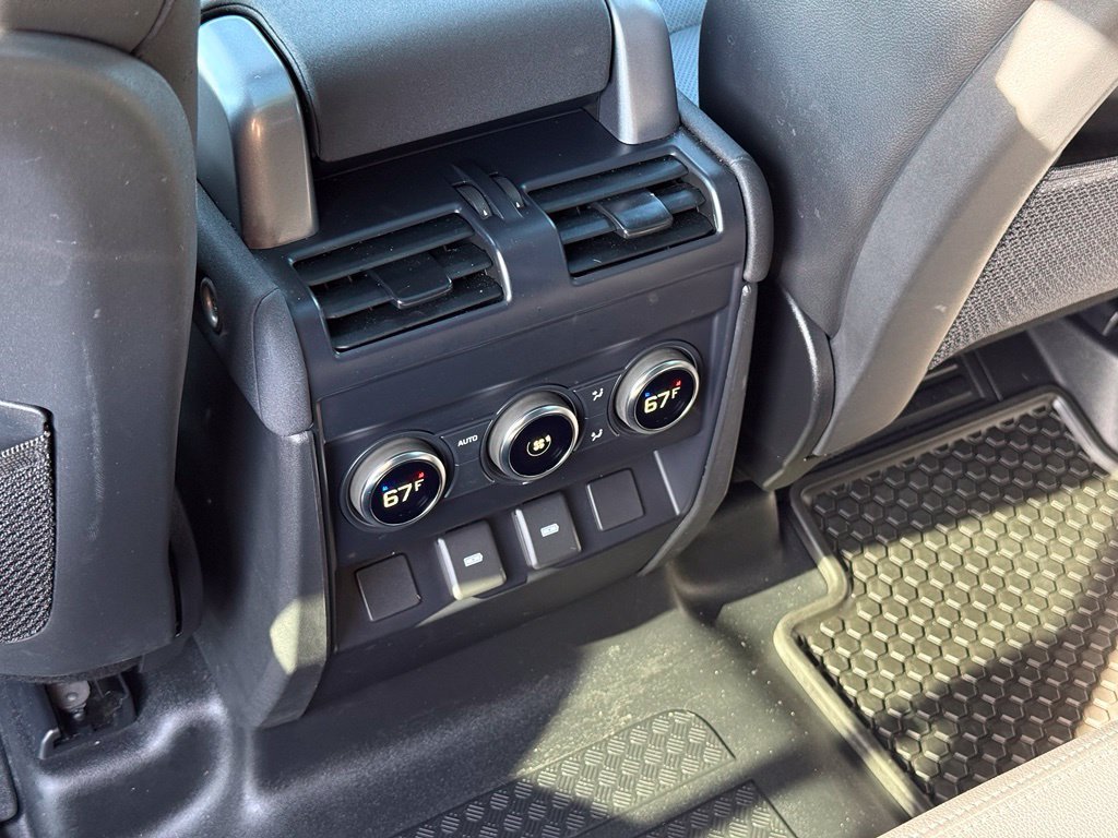 Used 2023 Tasman Blue Metallic Land Rover S image 17