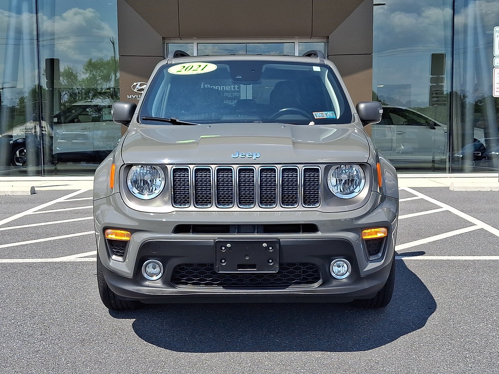 Used 2021 Jeep Renegade Limited with VIN ZACNJDD13MPM44015 for sale in Lebanon, PA