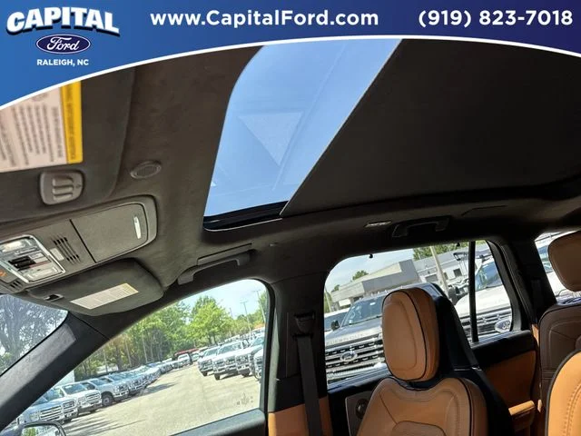 Used 2024 White Lincoln Black Label image 22