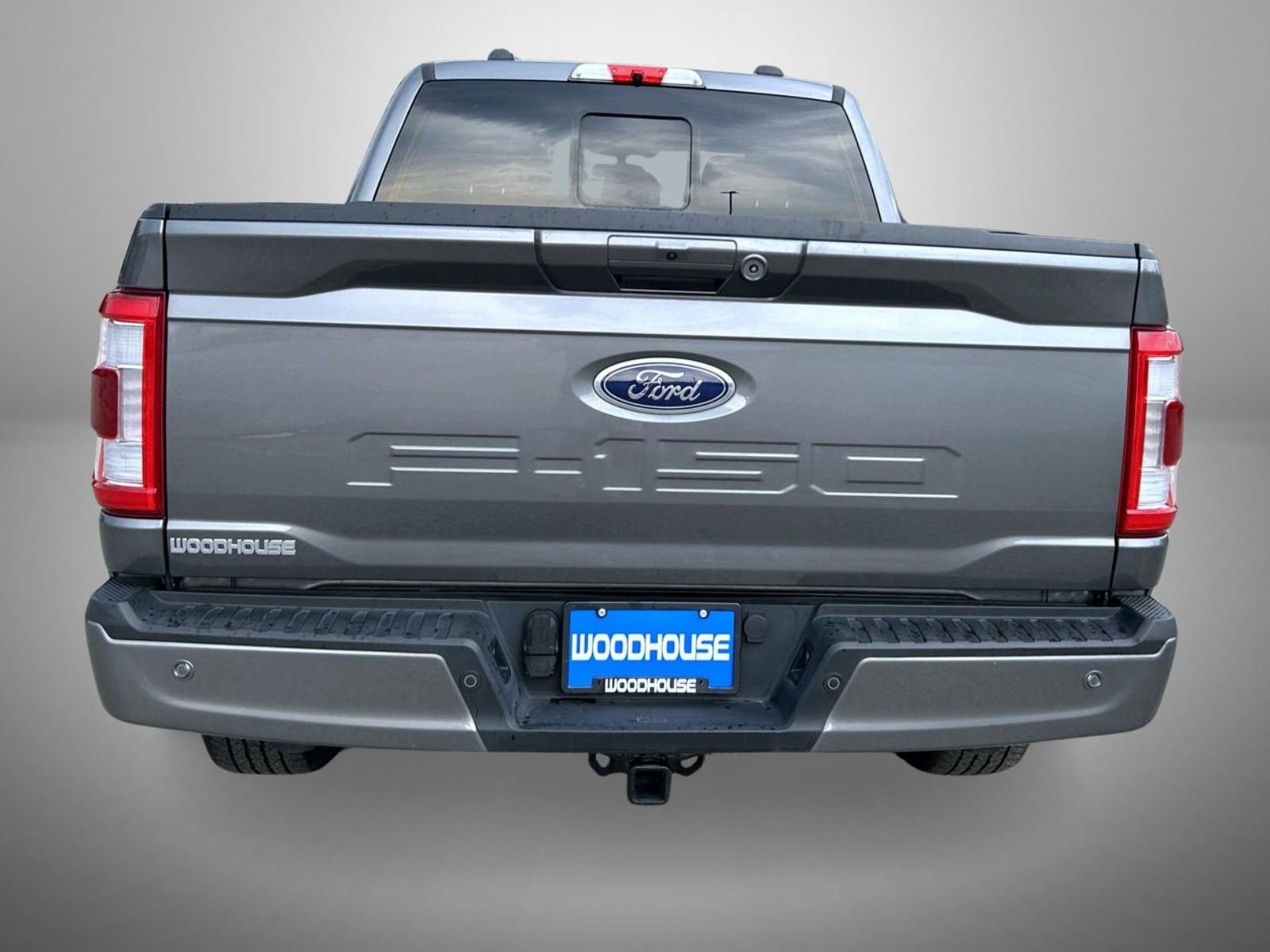 Used 2023 Gray Ford Lariat image 6