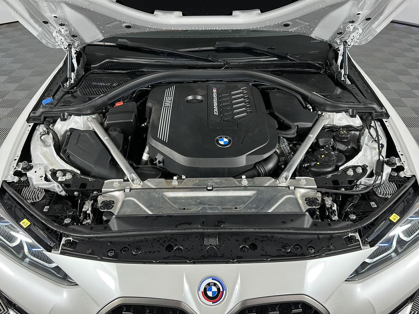Certified Used 2022 Mineral White Metallic BMW M440i xDrive image 3
