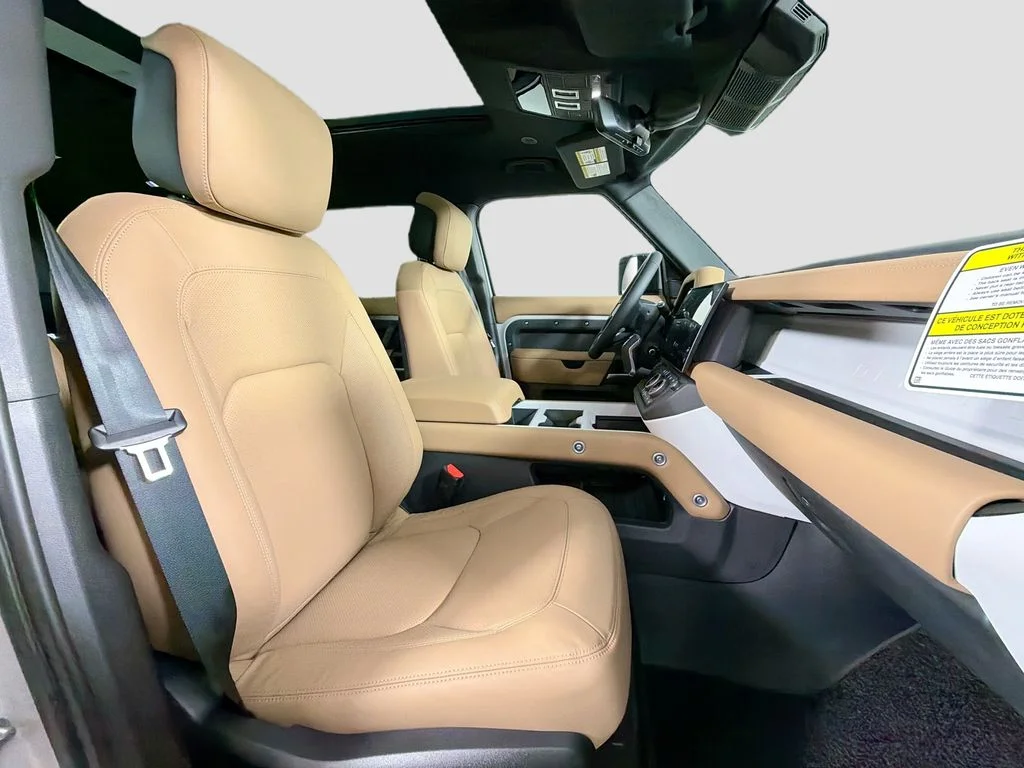 New 2026 Borasco Grey Land Rover X-Dynamic SE image 30