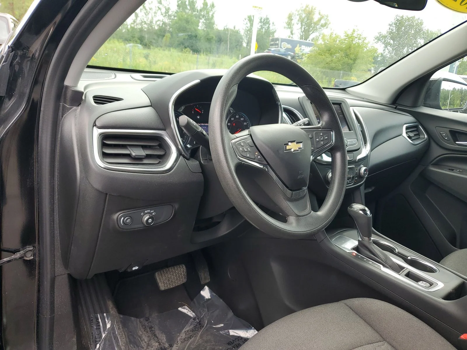Used 2020 Black Chevrolet LT image 8