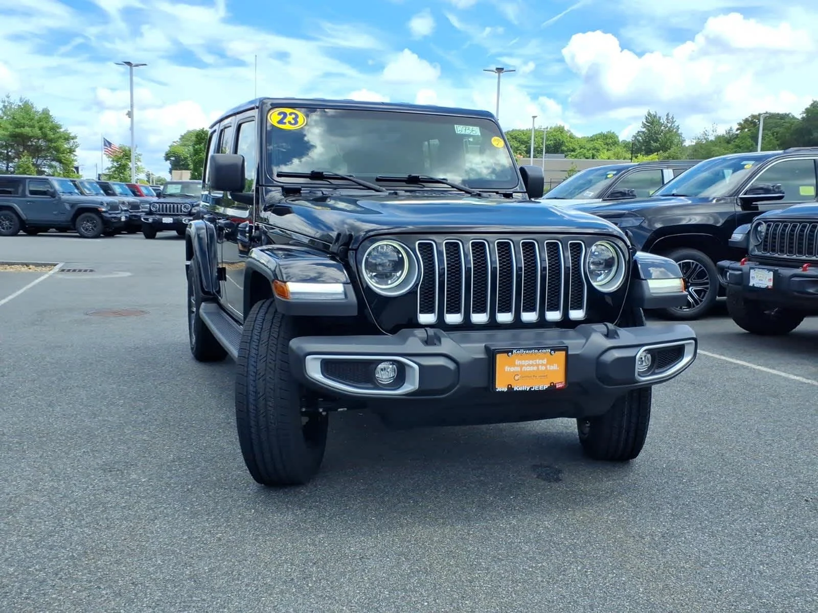 Certified Used 2023 Black Clearcoat Jeep Sahara image 4