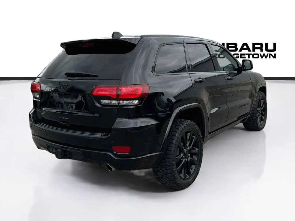 Used 2021 Black Jeep Laredo X image 8