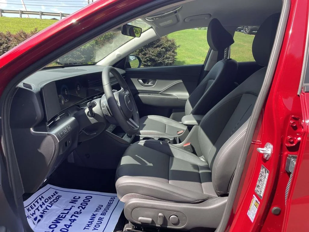 Used 2026 Red Hyundai SEL Premium image 15