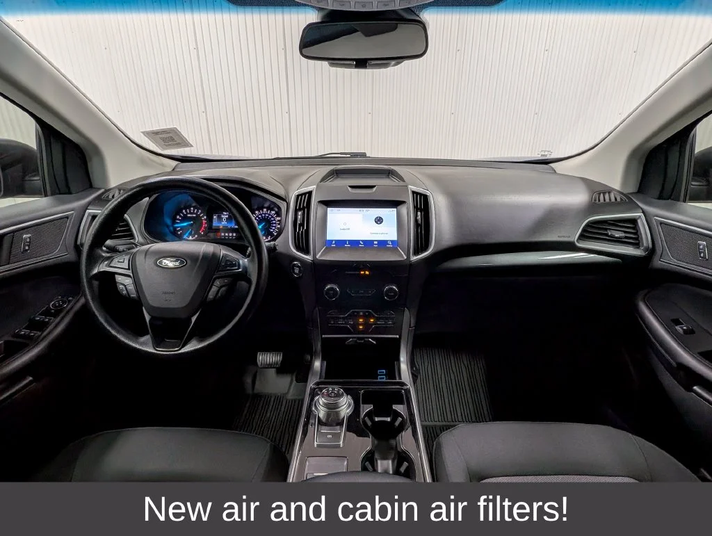 Certified Used 2020 Atlas Blue Metallic Ford SE image 3