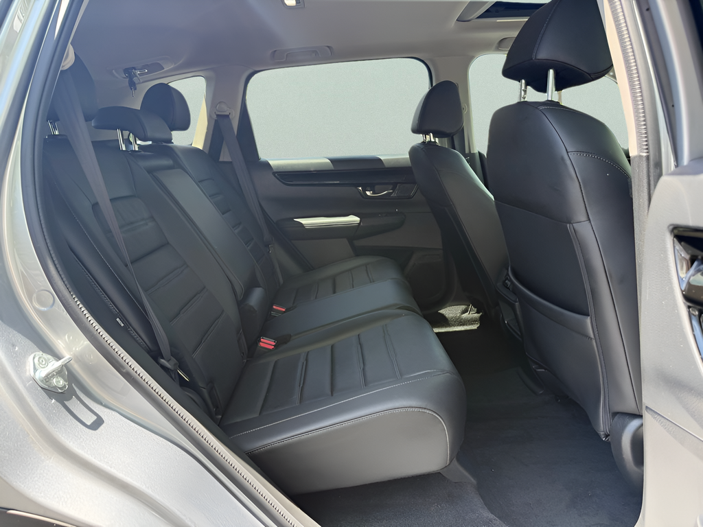 Used 2024 Silver Honda EX-L image 11