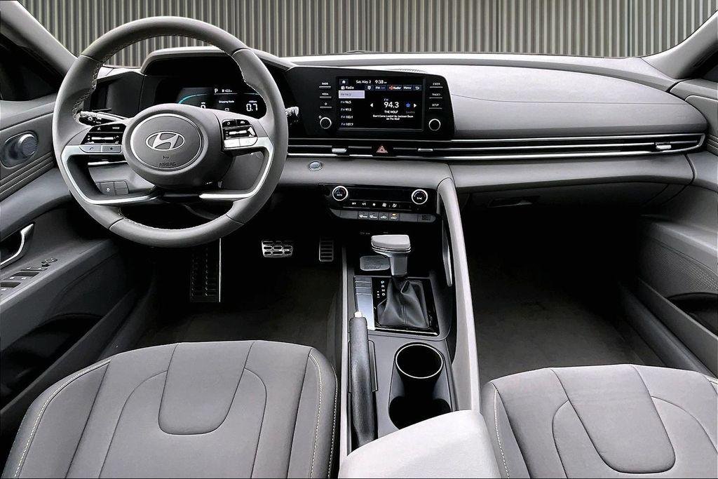 New 2026 Serenity White Hyundai SEL Sport image 6