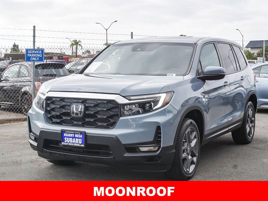 Used 2023  Honda EX-L image 3