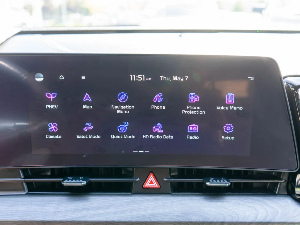 Used 2025 Black Kia X-Line Prestige image 22