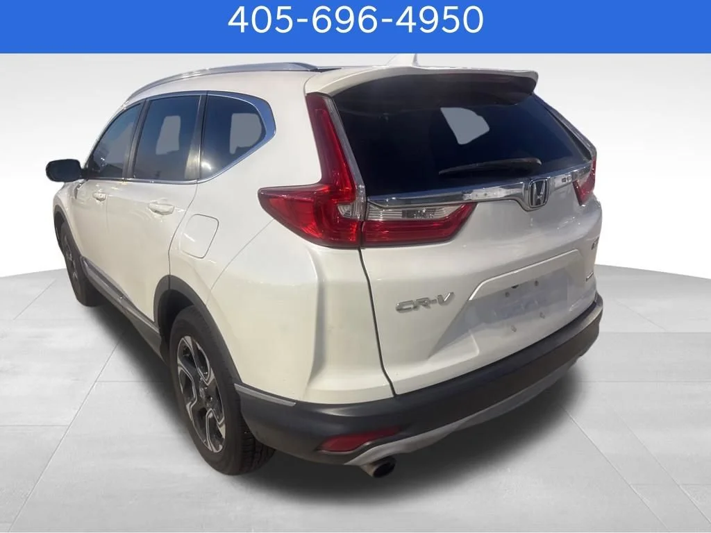 Pre-Owned 2017 Honda CR-V Touring