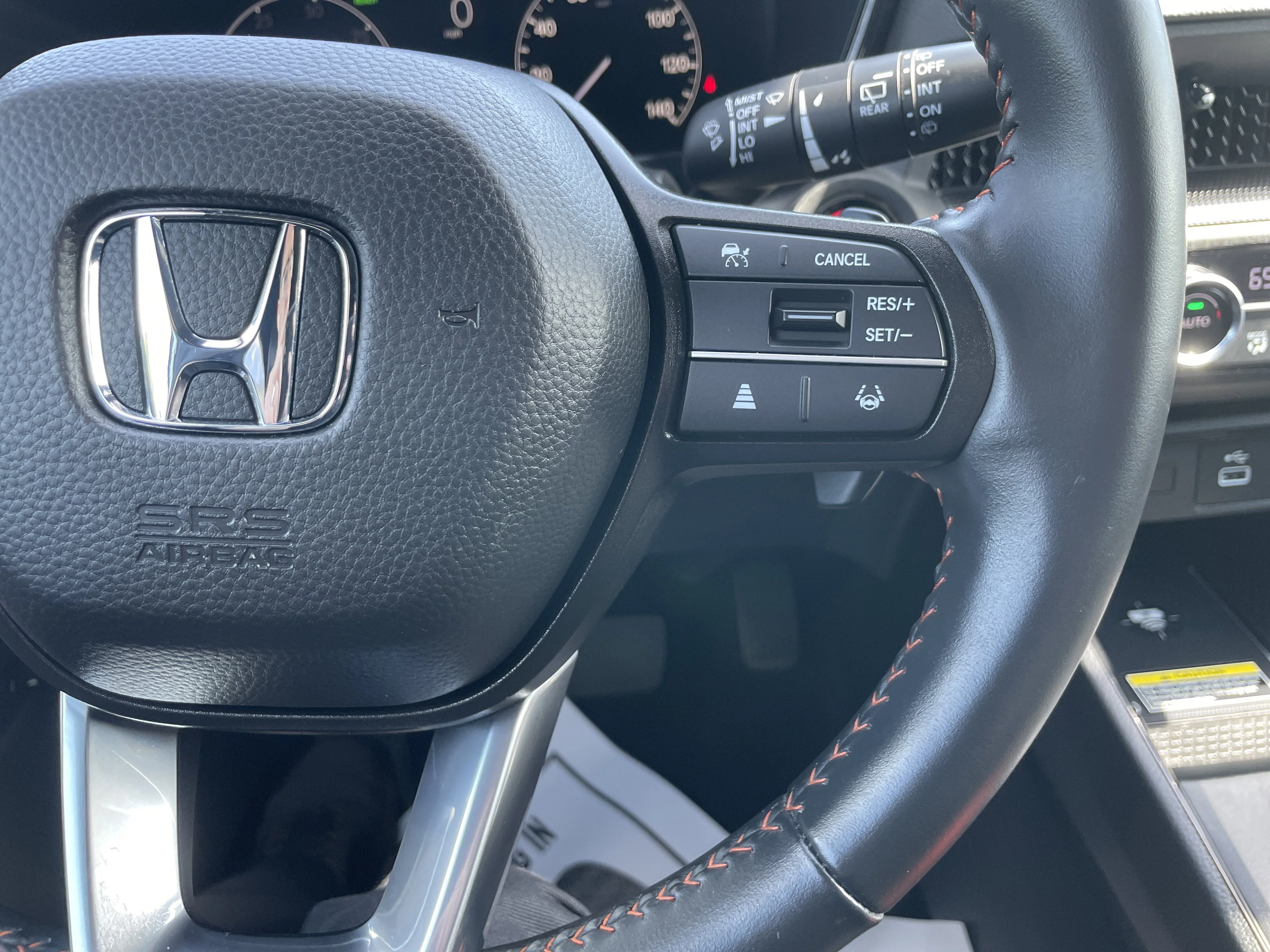 Certified Used 2025 Platinum White Pearl Honda HYBRID AWD SPORT-L image 20