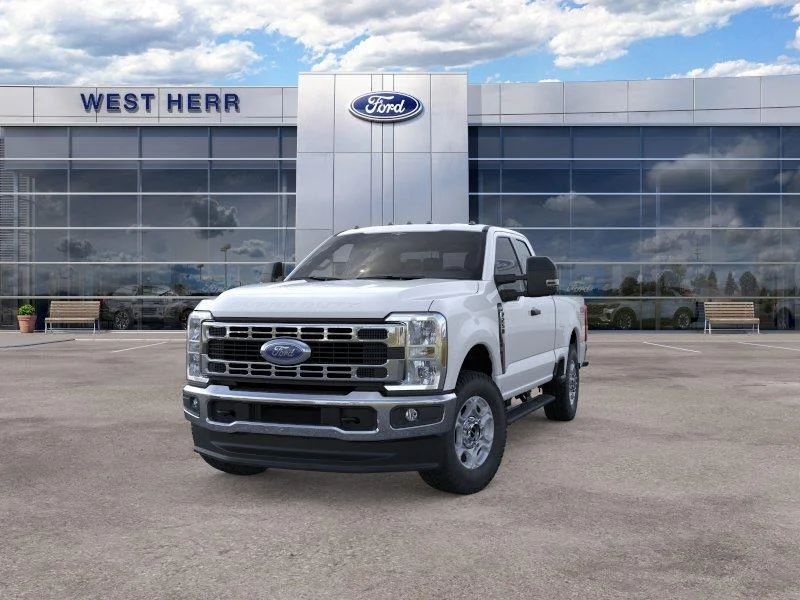 New 2026 Oxford White Ford F-250® XLT image 3