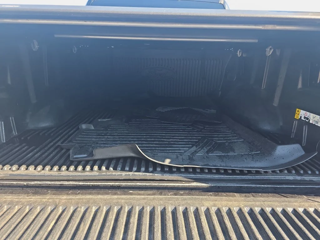 Certified Used 2020 Agate Black Metallic Ford XLT image 10