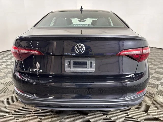 Used 2023 Deep Black Volkswagen 1.5T Sport image 21