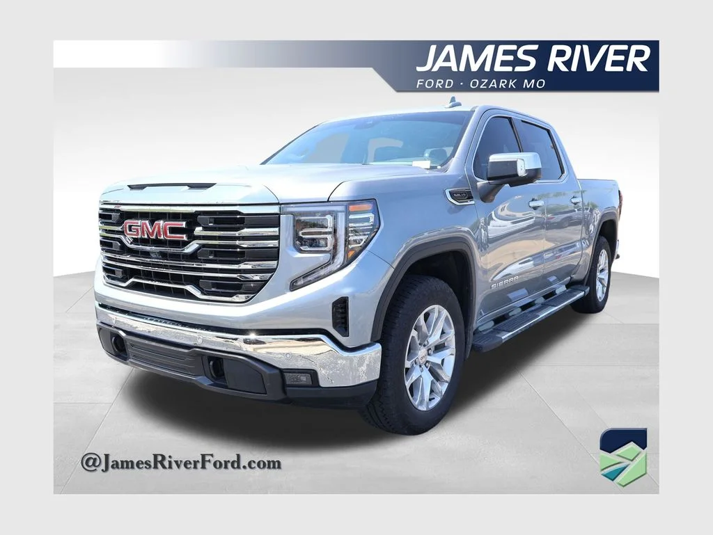 Used 2025 Sterling GMC SLT image 1